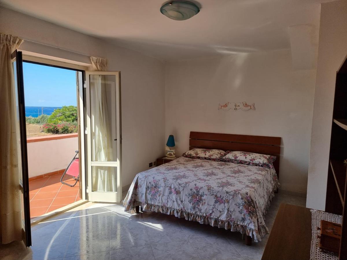 טראפטו Villa Flora - With Sea View, 2 Minutes Walk To Beach מראה חיצוני תמונה